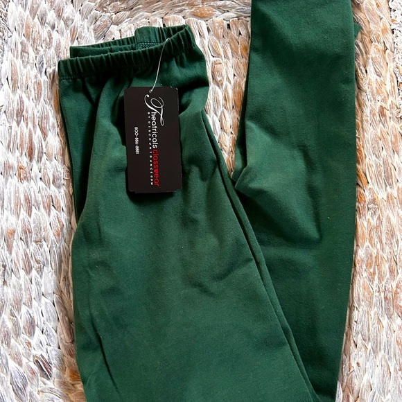 Theatricals classwear girls leggings size large NWT - Picture 2 of 8